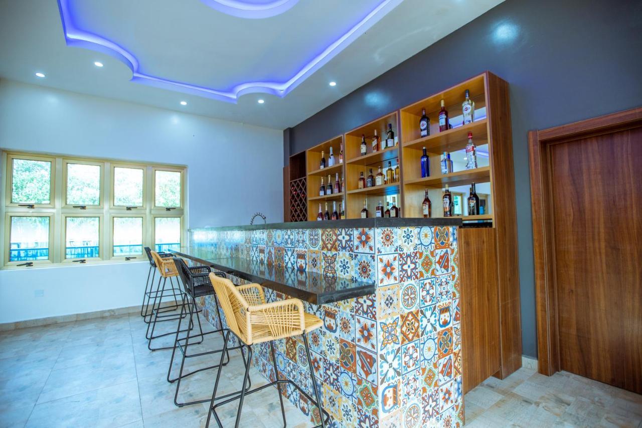 Apartment 79 Hotel & Suite Ikeja Exterior photo