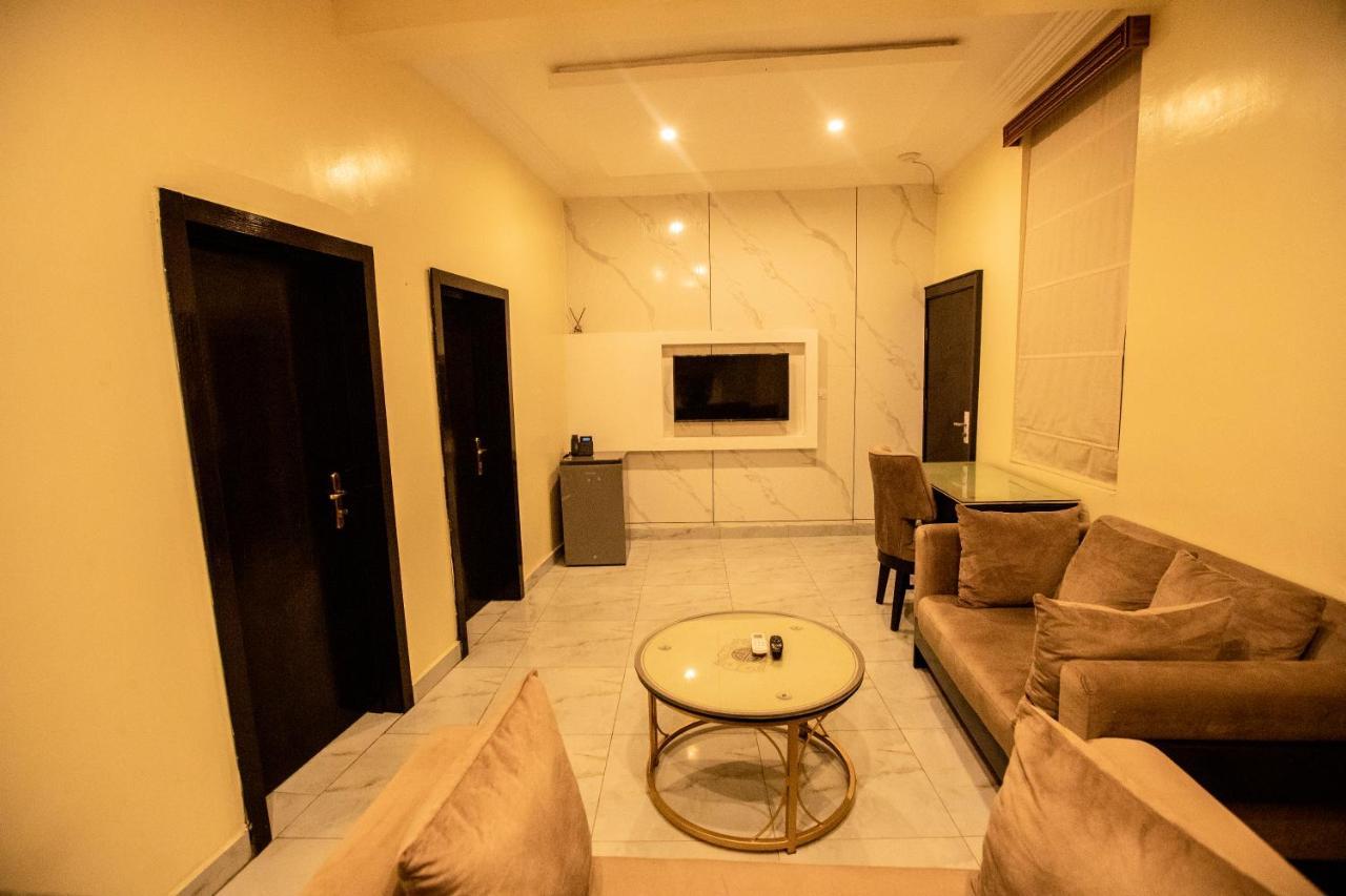 Apartment 79 Hotel & Suite Ikeja Exterior photo