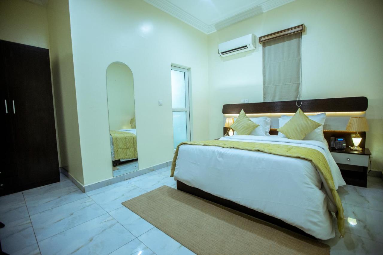 Apartment 79 Hotel & Suite Ikeja Exterior photo