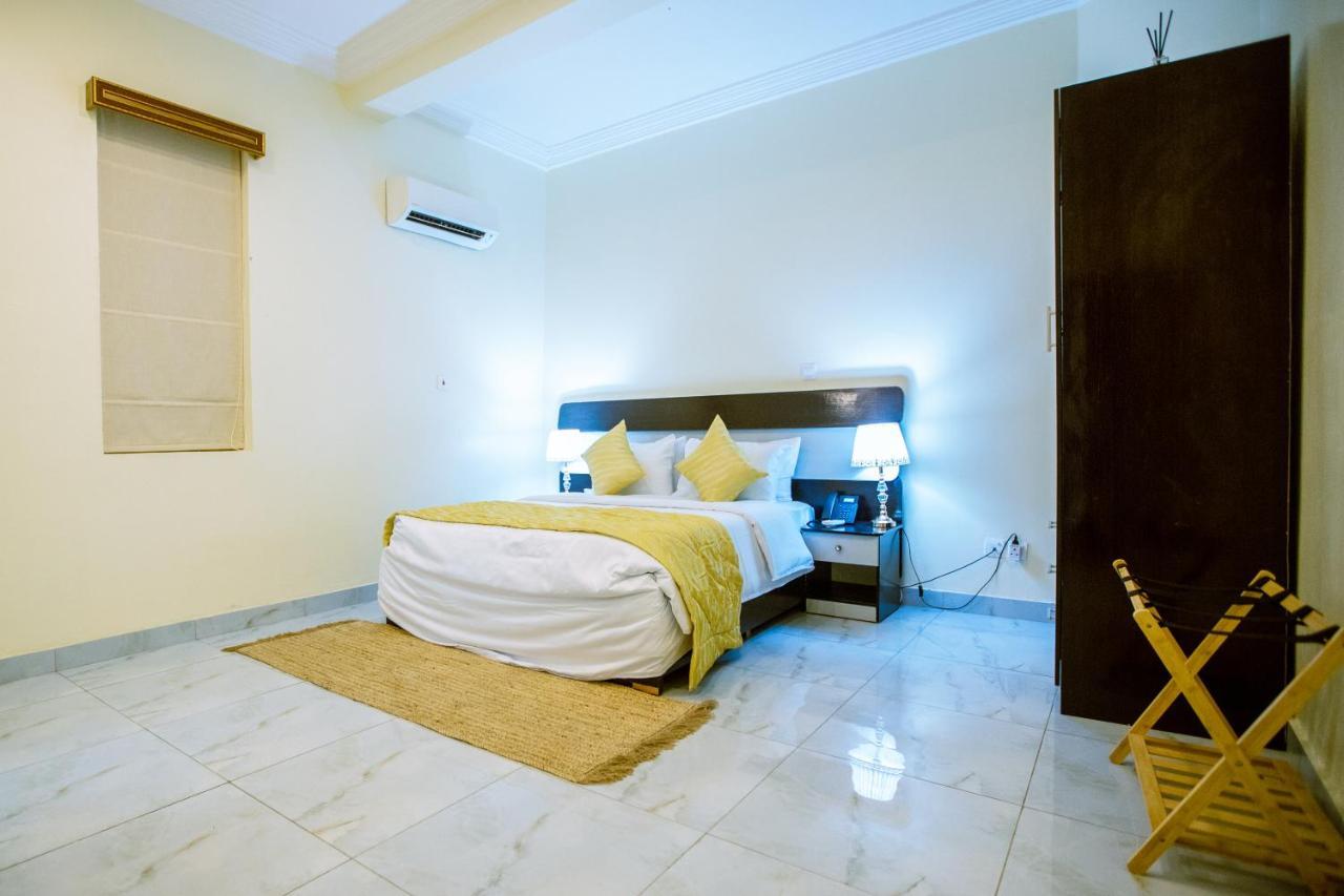 Apartment 79 Hotel & Suite Ikeja Exterior photo
